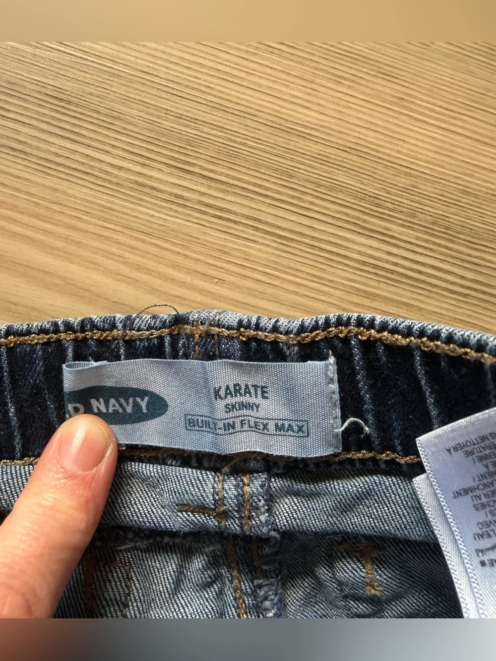 Old Navy Slim Straight Men's Jeans in Dark Blue Denim